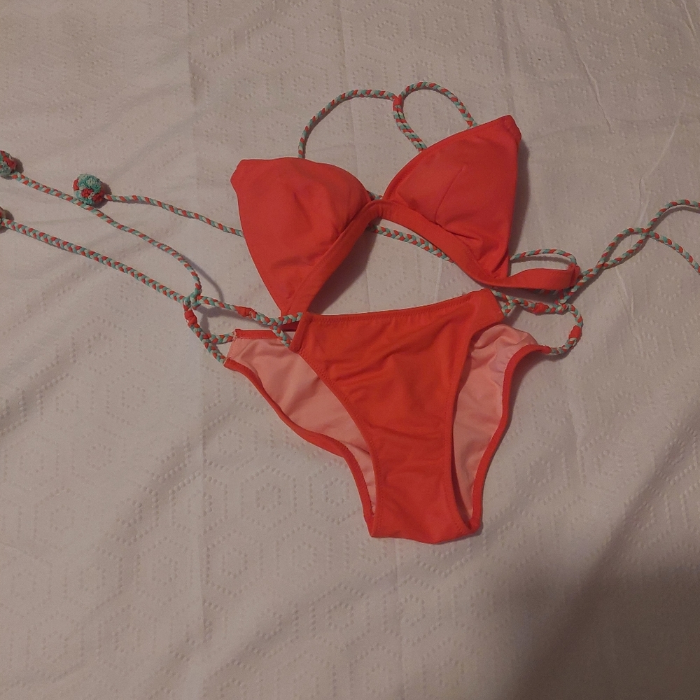 Victoria Secret swimming suite 🌺🌺🌺